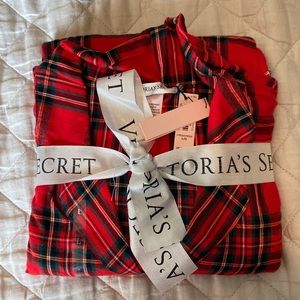 Victoria’s Secret pajama set